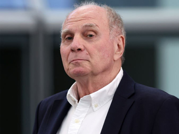 Uli Hoeness Dirawat di Rumah Sakit Setelah Kolaps Pada Acara Amal